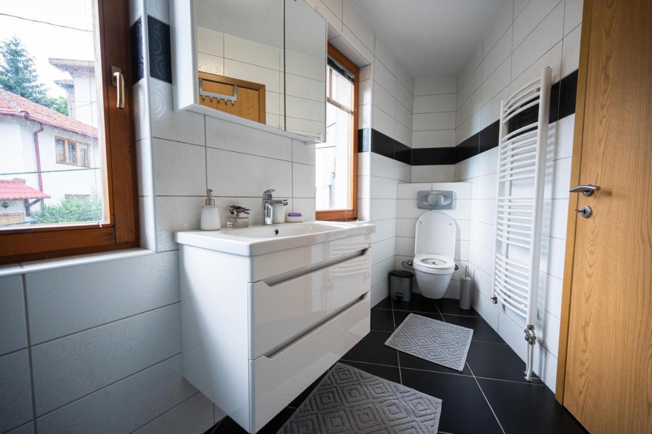 Duplex Apartment For Up To 12 People- Old Town Sarajevo Ngoại thất bức ảnh